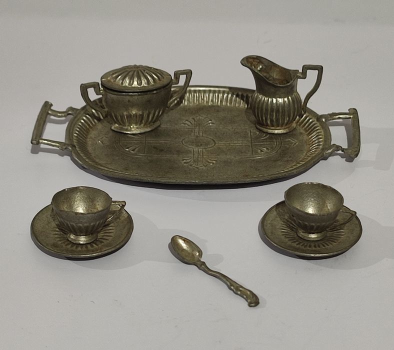 Conjunto de chá - miniaturas em estanho