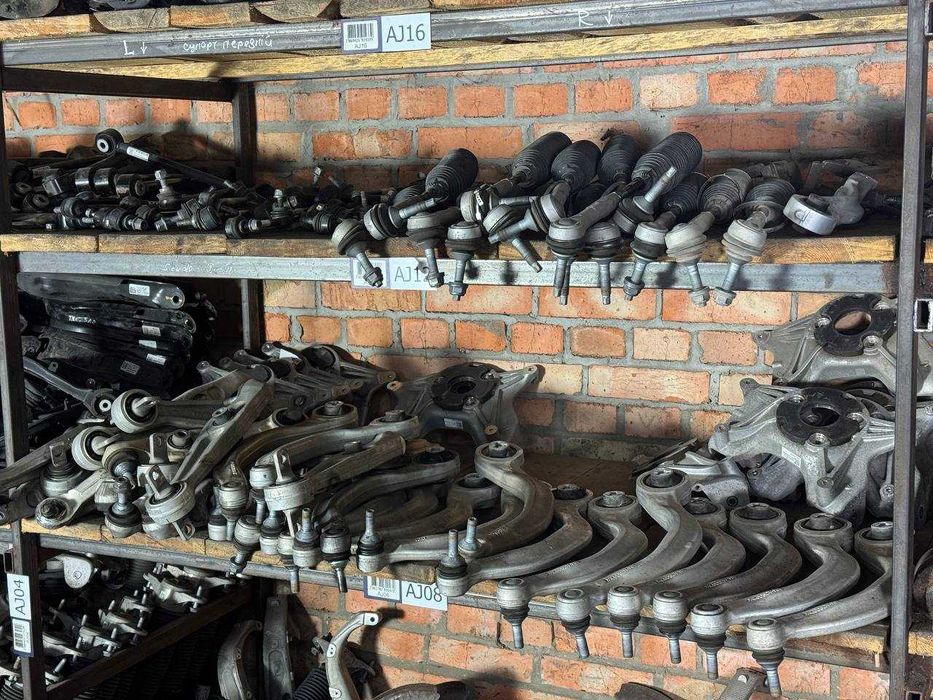 Піввісь Tesla MoDEL 3