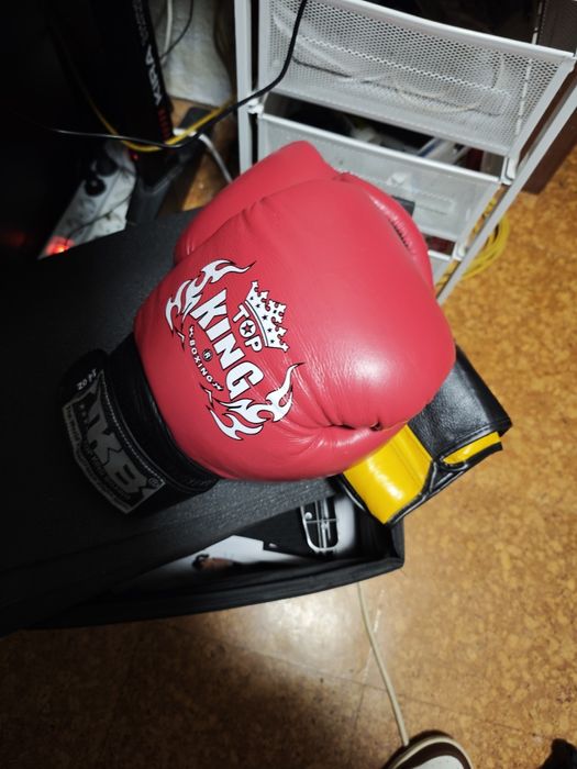 Luvas de Muay Thai Top King