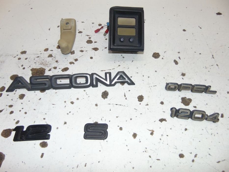 Opel várias pequenas peças