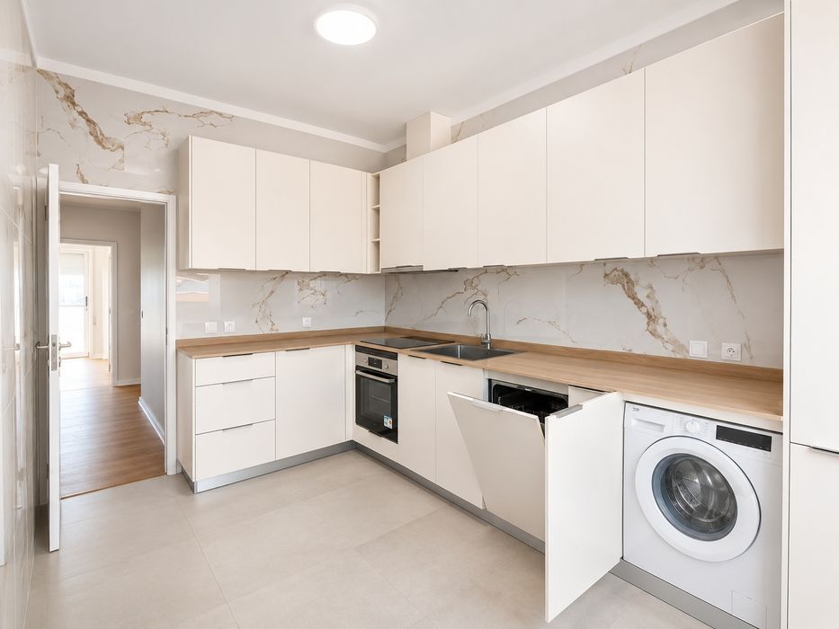 Apartamento T3 na Avenida Brasil 198m²