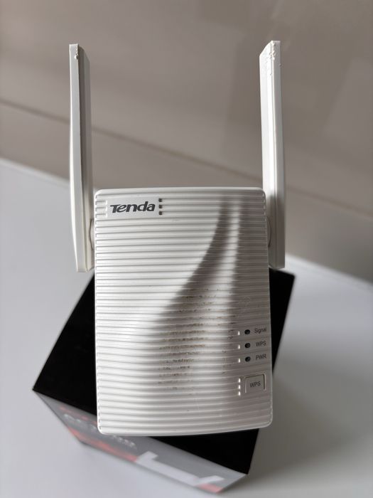 Tenda AC1200 WiFi Repeater64284459411714123