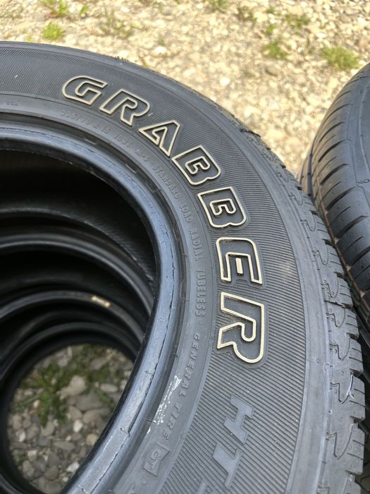 235/70/15 General Grabber HTS