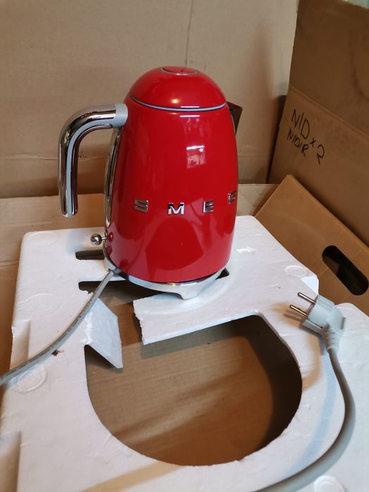 Czajnik elektryczny Smeg KLF03