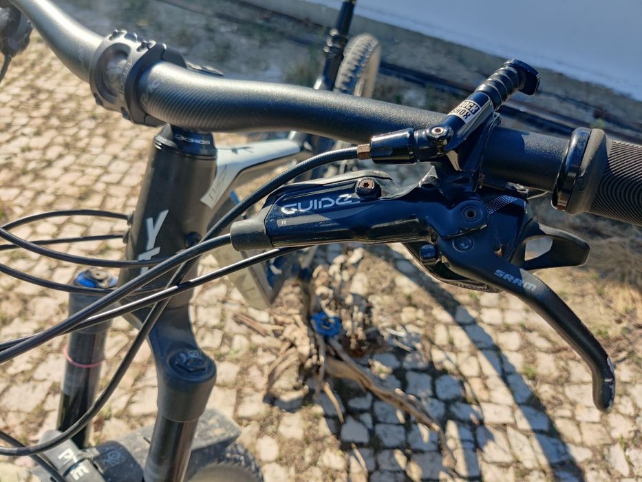 Bicicleta YT JEFFSY 27,5 ENDURO