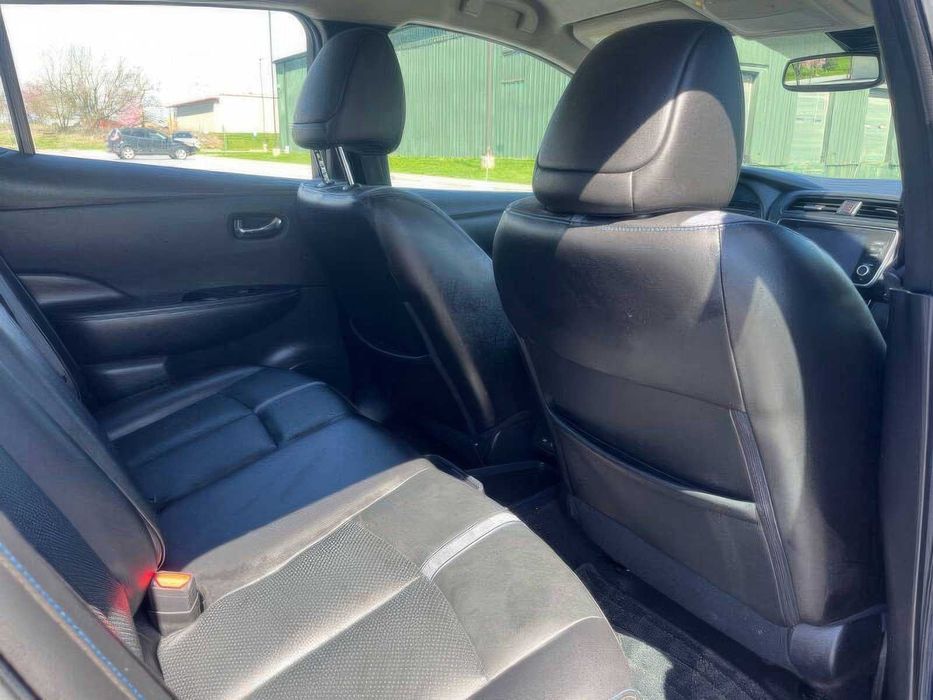 Nissan LEAF SL PLUS      2022