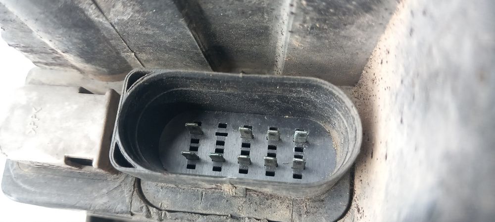 Ótica / farol direita AUDI A4 (8E2, B6)