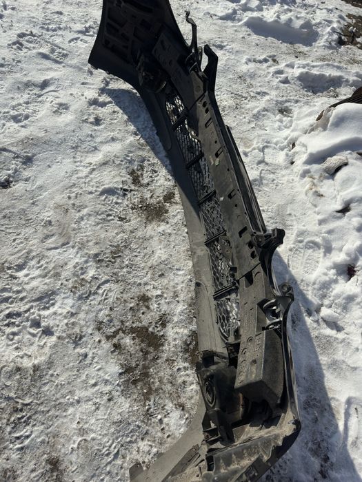 Бампер на Мерседес 211