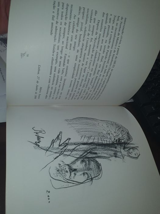 Livro comemorativo 100 Aniversário de Fernando Valle