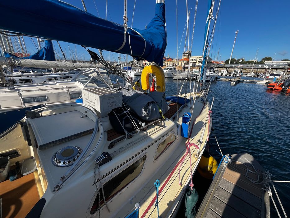 Samphire 29 – Cruzeiro de quilha longa – Mastro e aparelho novos – Solar 300W – AIS – Atualmente a navegar