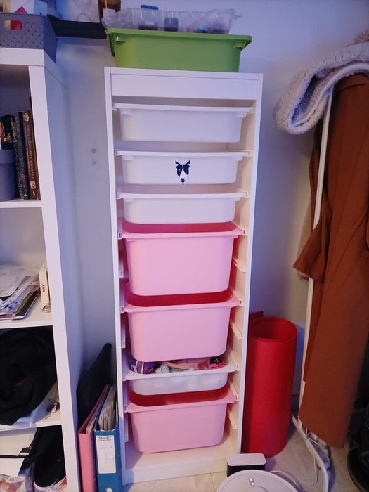 Estante ikea para brinquedos