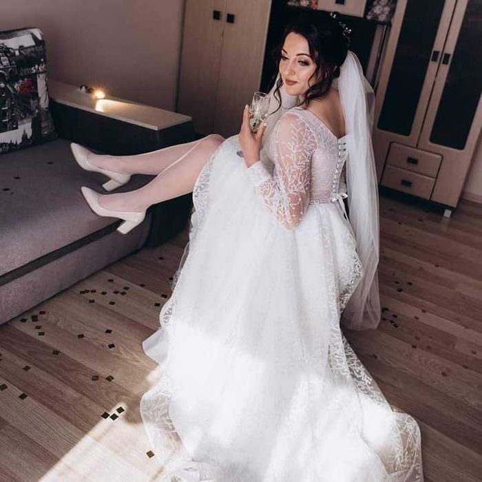 Продається весільне плаття