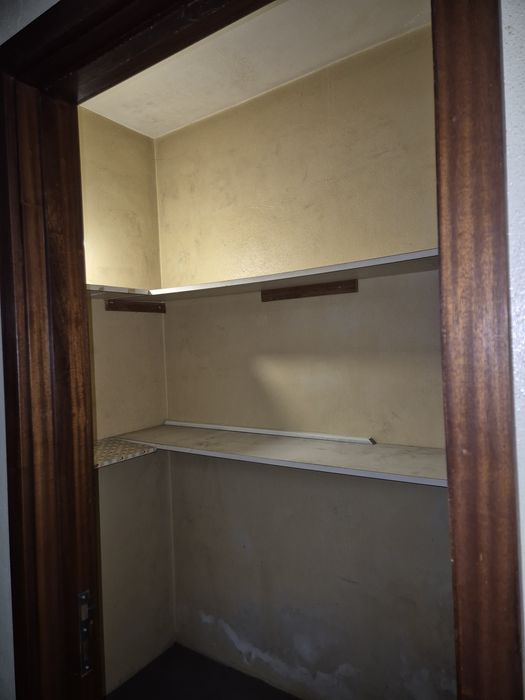 Arrecadação / mini armazém/ box/ arrumos rua Diogo de Silves