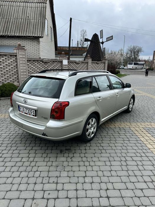 Продам  Toyota 2.0 TDI