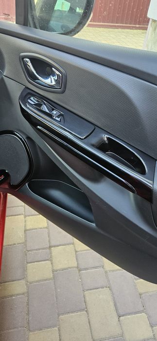 Хімчистка салону авто від 3500.