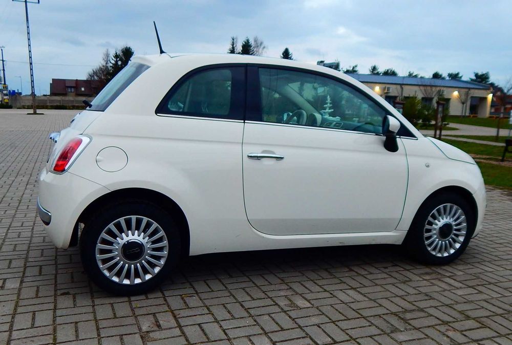 Fiat 500 1.2 Lounge 2014 bogata wersja biały środek bezwypadkowy