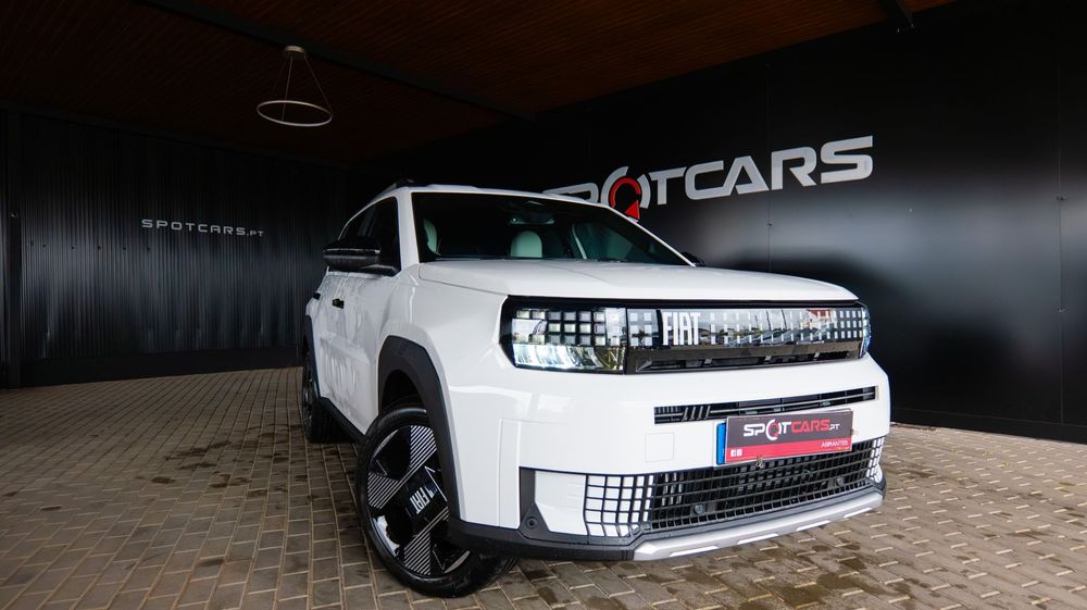 Fiat Grande Panda 1.2 Hybrid La Prima eDCT