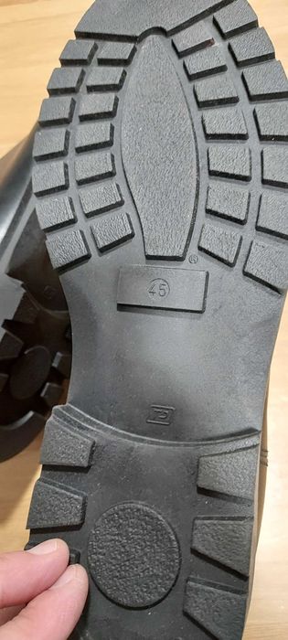 Botas da conceituada marca sueca Ten Points