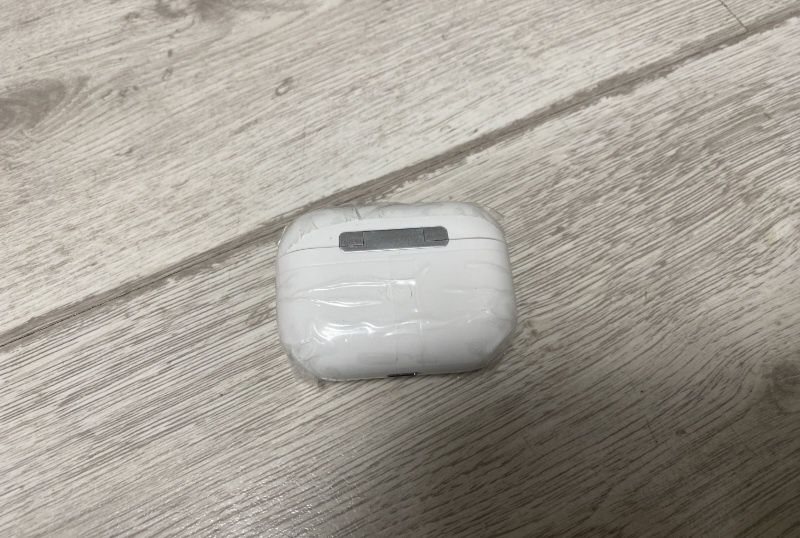 Продам бездротові навушники нові