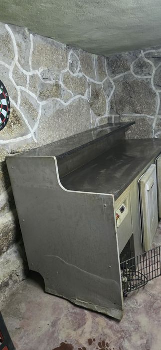 Frigorífico industrial em inox e Balcão