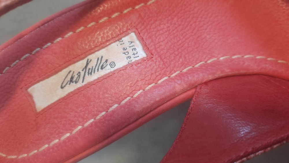 Босоніжки танкетка