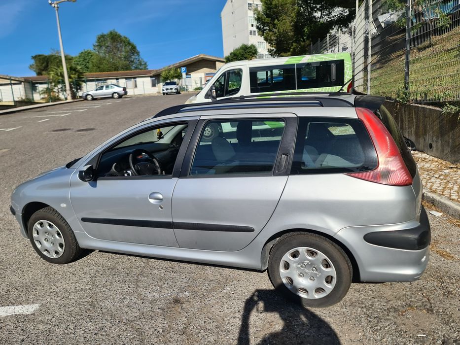 Peugeot 206 SW 1.1 Color Line — photo 2