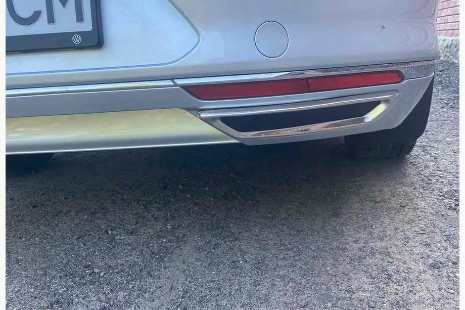 Passat b8 Накладки імітація глушника  нерж