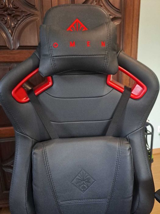 Cadeira Gaming HP OMEN (COMO NOVA) - Apenas 5 Meses de Uso