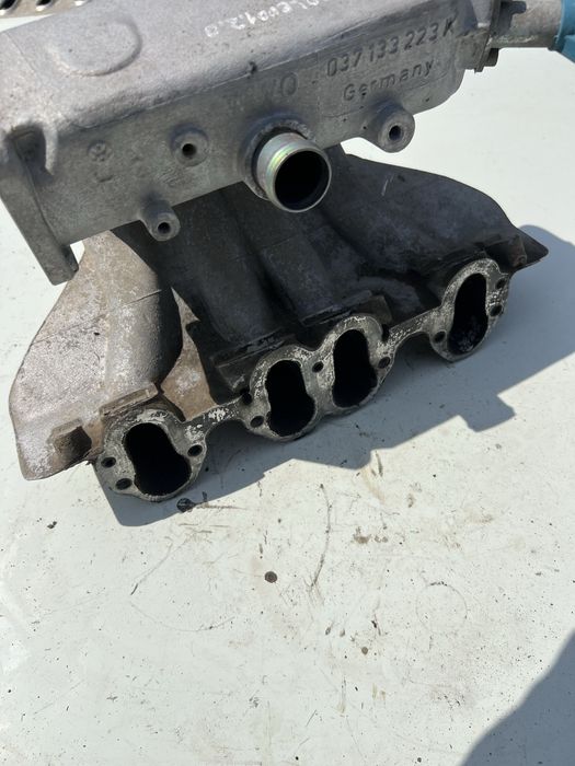 Впускний колектор Seat Toledo1 Впускний колектор Seat Toledo I 1.6 бензин Volkswagen Golf 3 Vento Passat B4 Audi 80 B4 Skoda Felicia
