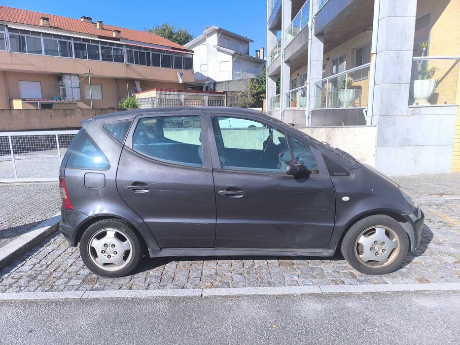 Mercedes-Benz A 170 CDI | 2000 | 286.000 km | 90 cv | Diesel