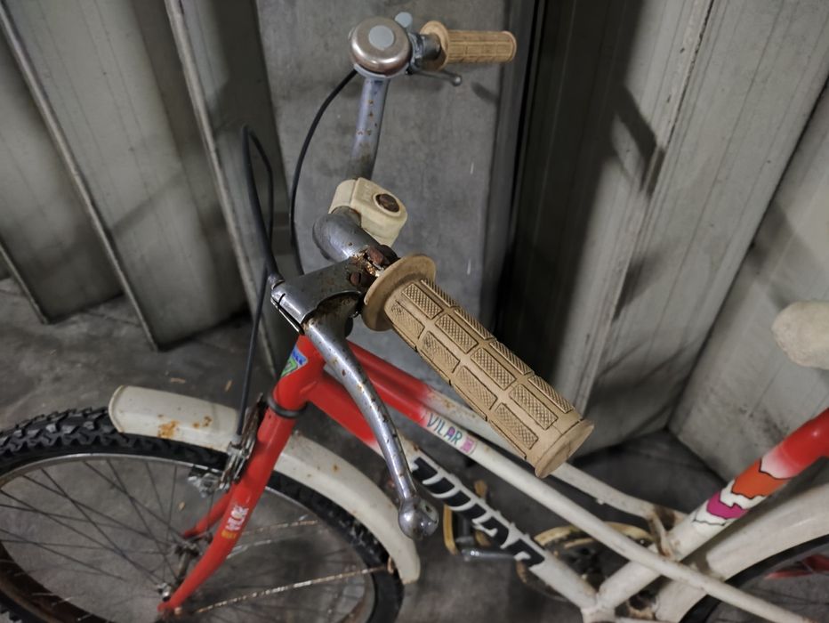 Bicicleta Vilar + 1 bicicleta + 1 triciclo