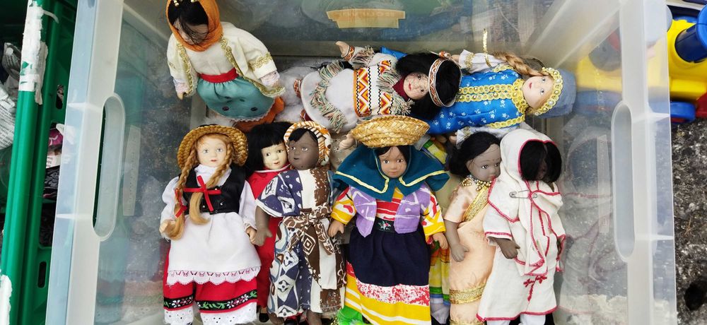 Bonecas de loiça