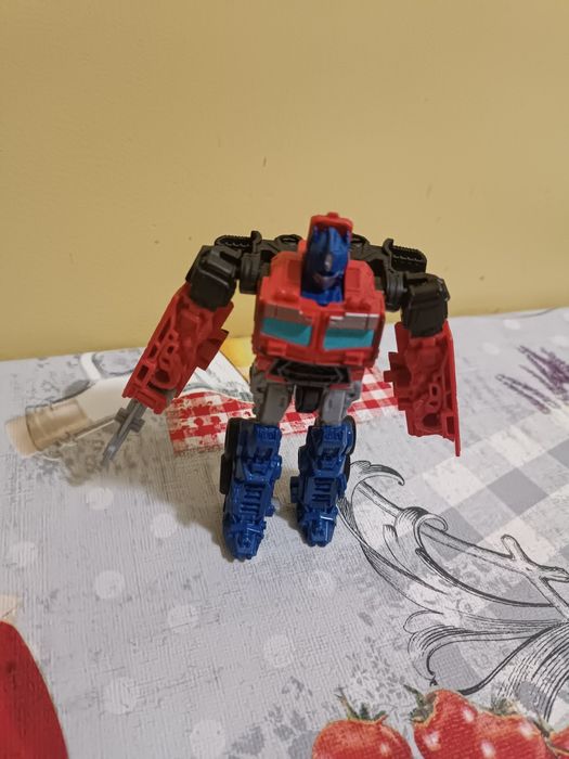 Transformer OPTIMUS PRIME