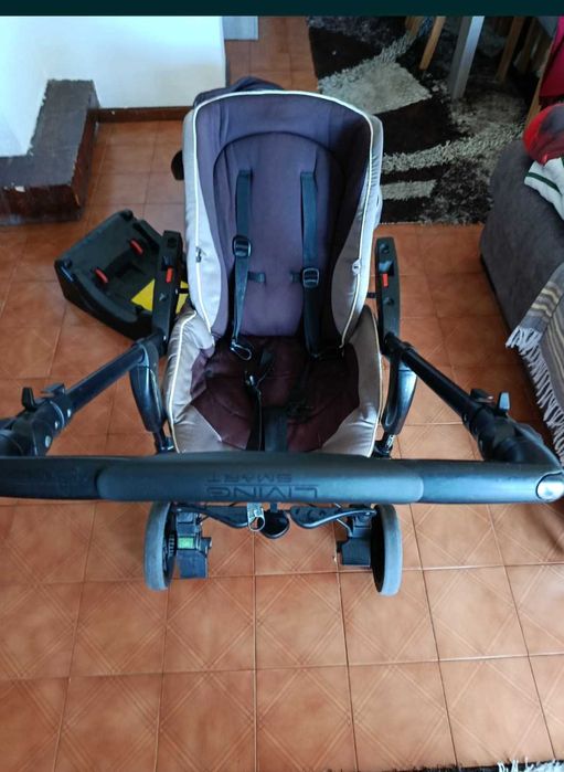 Carrinho bebe da chico