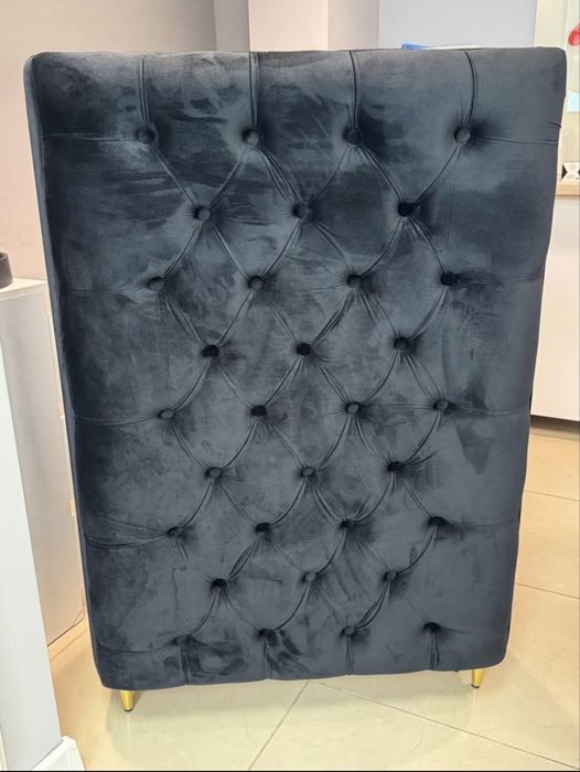 Sprzedam recepcje recepcja czarna welur pikowana złote nogi biała płyt