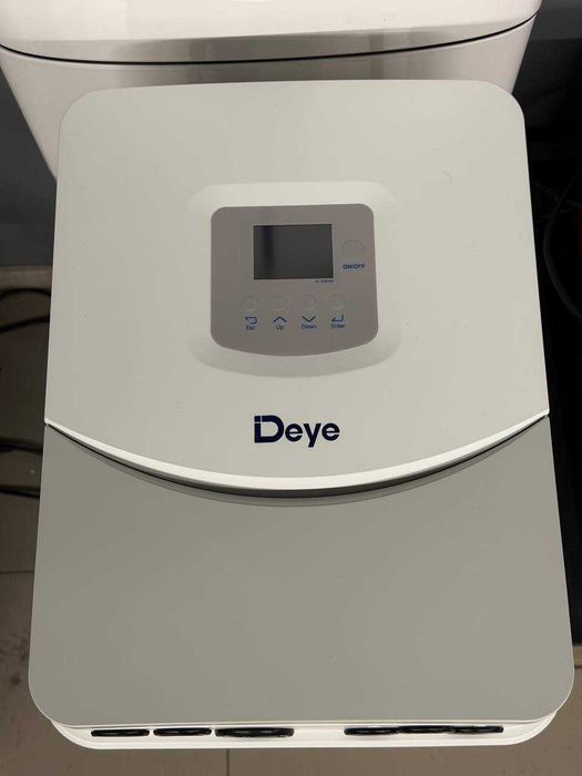 Комплект автономний OFF-GRID інвертор Deye 6.6кВт SUN-6.6K-OG03LP1-EU-AM2 і батарея Deye SE F-5 Pro-C 5кВт