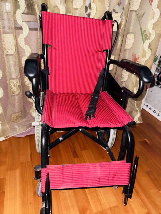 Инвалидная коляска