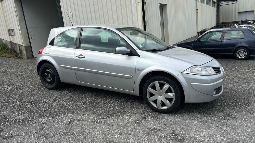 Menault Megane 1.5 dci coupé Só Para Peças