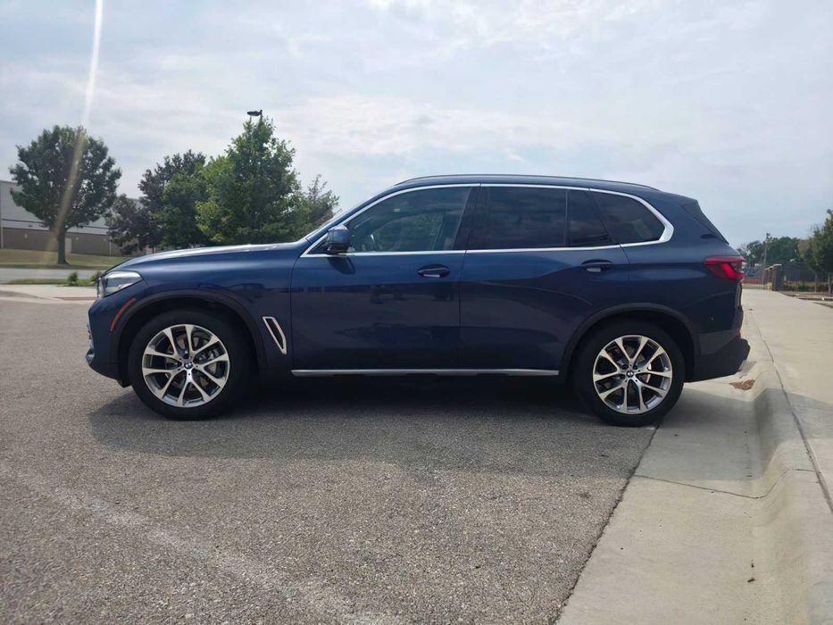 BMW X5 xDrive40i      2019