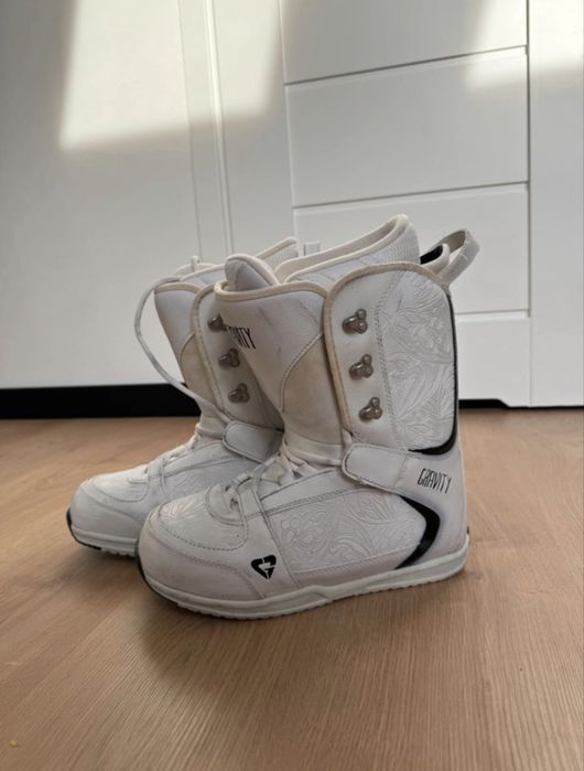 Buty snowboardowe 40 (9) 43 | snowboarding boots