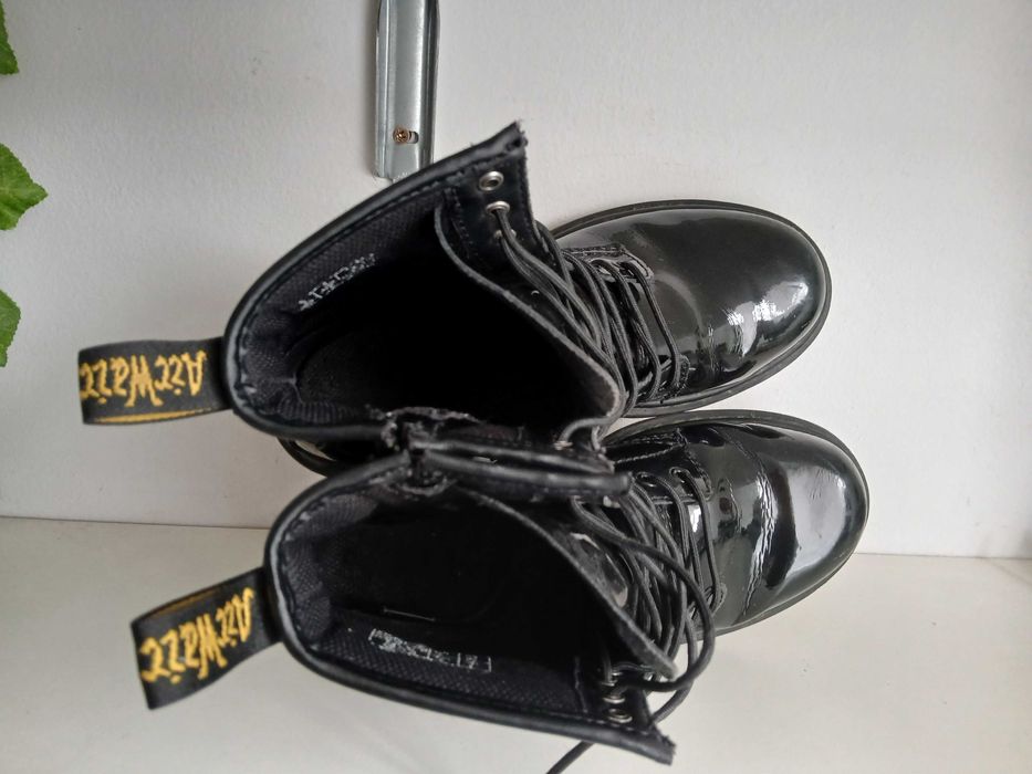 Dr. Martens Delaney glany r. 36
