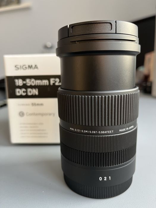 Sigma 18-50mm F2.8 DC DN для Sony E-mount, ідеальний стан