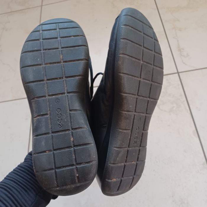Buty ECCO skórzane lekkie 42