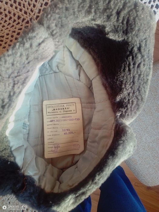 Sprzedam czapkę uszankę nowa.