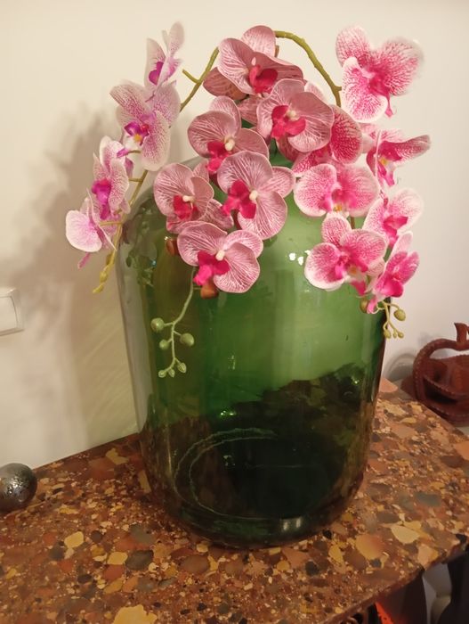 Garrafão de 60l com dezenas de anos