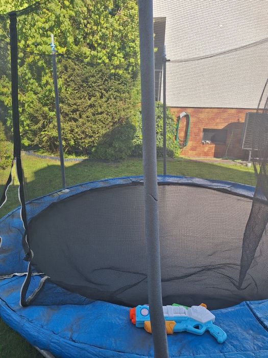 Trampolina ogrodowa