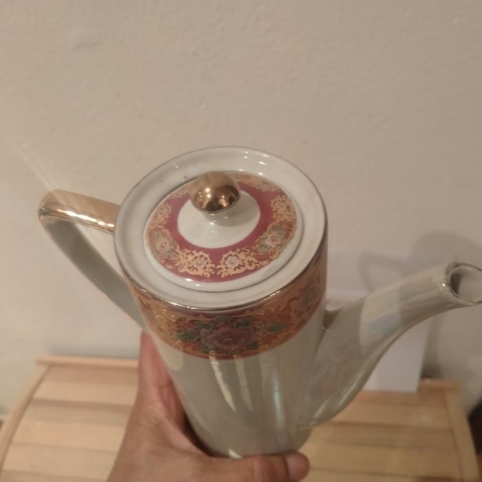 Chaleira ou cafeteira antiga