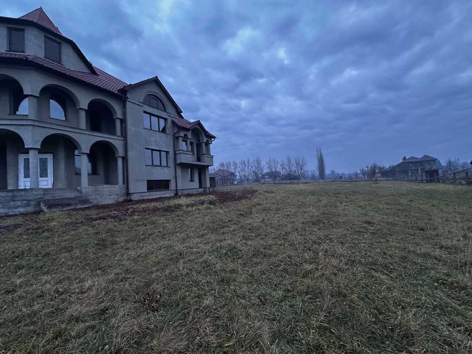 Продаж дому у Солотвино