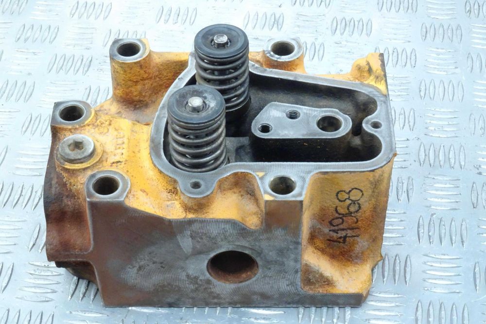 Głowica do silnika Liebherr D9306/ D9308. Cylinder head Liebherr
