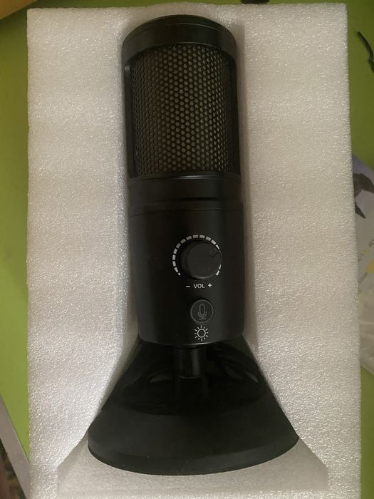 Микрофон состояние нового,в использовании был пару раз